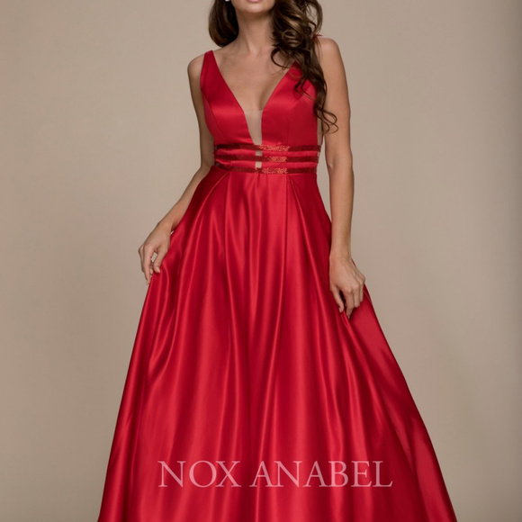 nox anabel Dresses & Skirts - A-Line Shape Long Evening Dress M130